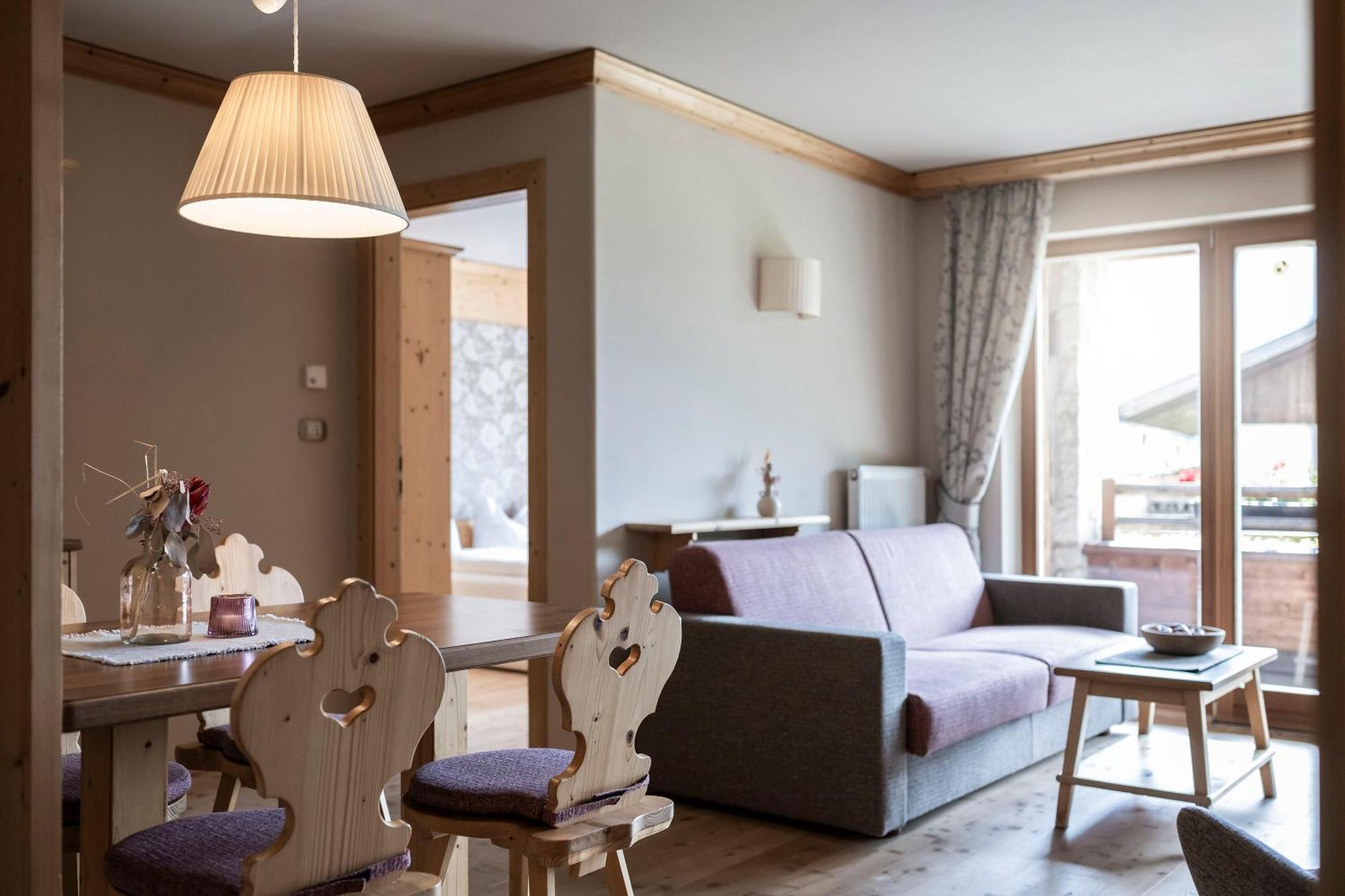 Post Alpina - Family Mountain Chalets San Candido Exterior foto