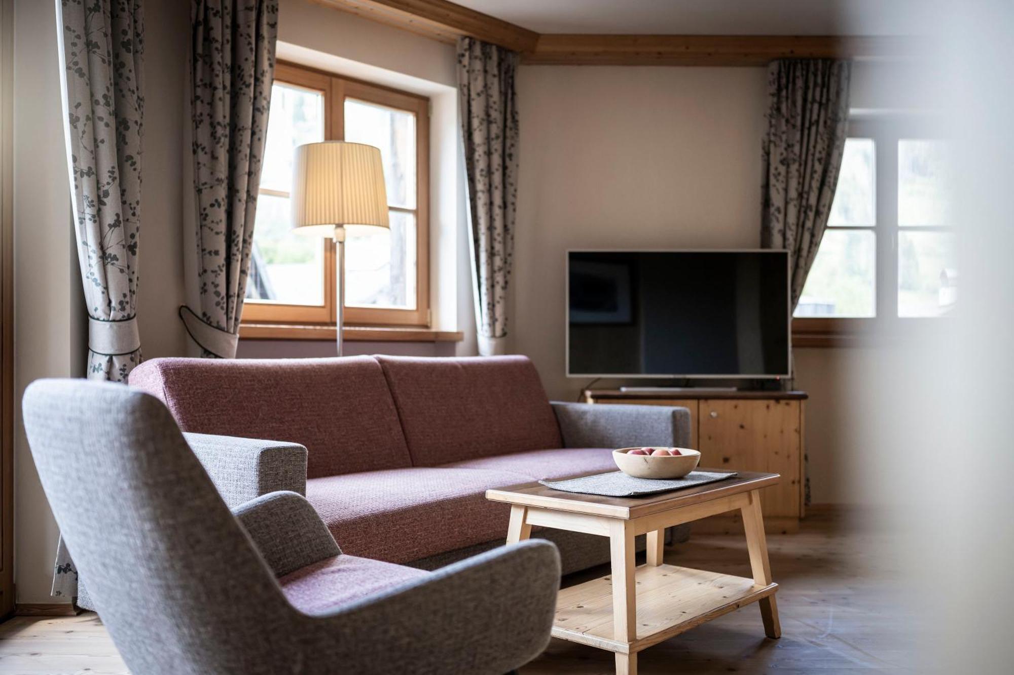 Post Alpina - Family Mountain Chalets San Candido Cameră foto