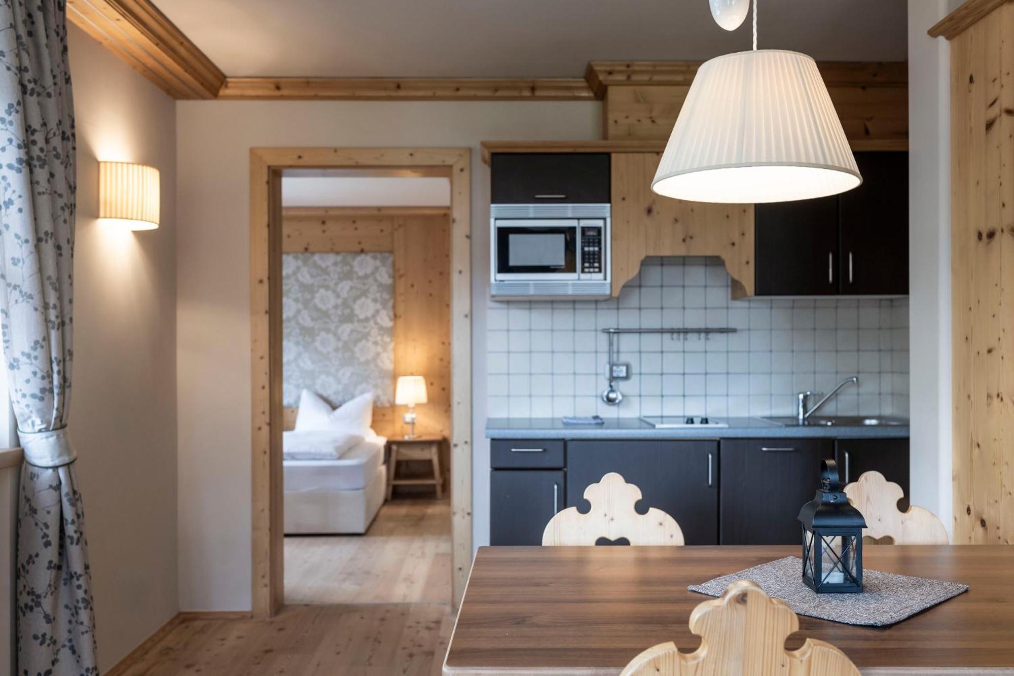 Post Alpina - Family Mountain Chalets San Candido Cameră foto