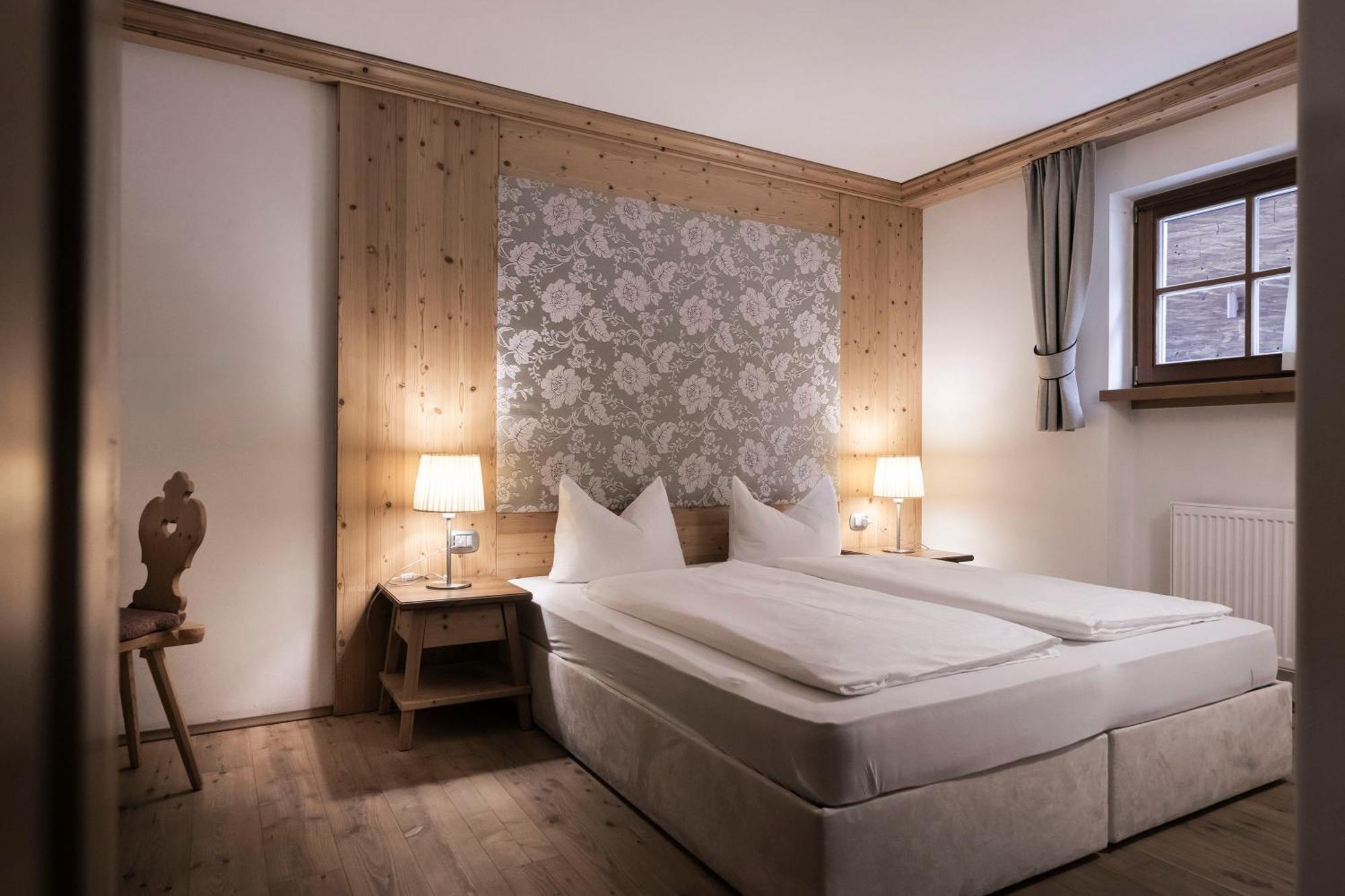 Post Alpina - Family Mountain Chalets San Candido Exterior foto