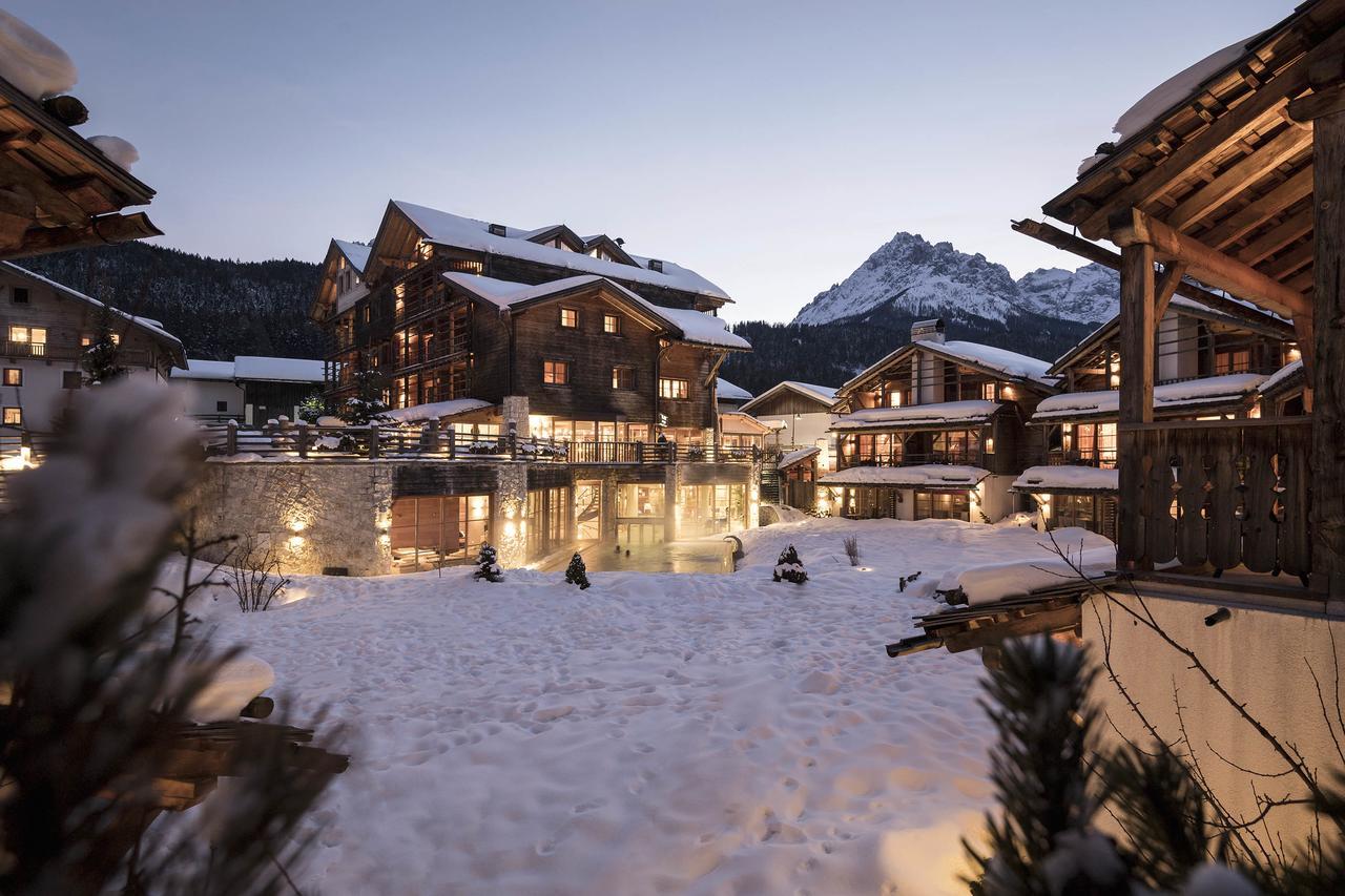 Post Alpina - Family Mountain Chalets San Candido Exterior foto
