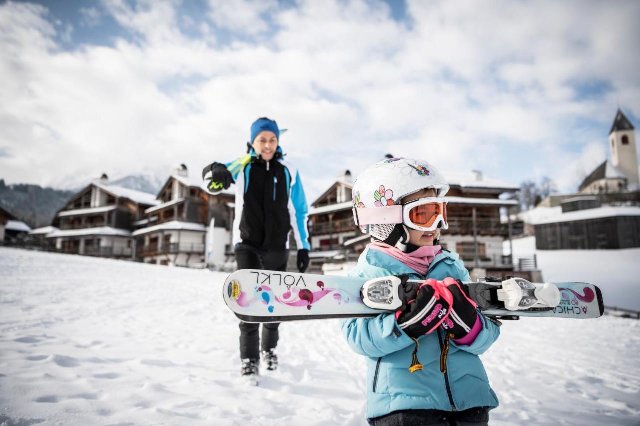 Post Alpina - Family Mountain Chalets San Candido Exterior foto